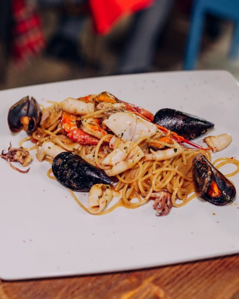 Ristorante con specialità di mare a Livorno
